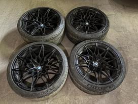BMW M4, light alloy, R20