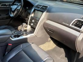 Ford Explorer, 3.5 l., off-road / crossover