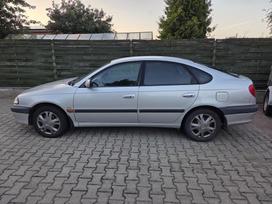 Toyota Avensis, 2.0 l., Хэтчбек