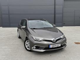 Toyota Auris, 1.6 l., Хэтчбек