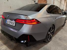 BMW i5, saloon / sedan