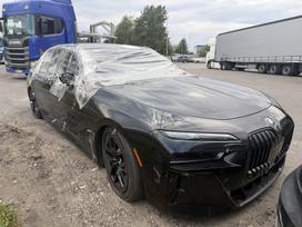 BMW 760, 4.4 l., Седан