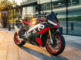 Aprilia Tuono 1100cc, street / classic