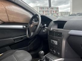Opel Astra, 1.7 l., hatchback