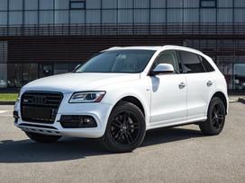 Audi Q5, 3.0 l., off-road / crossover