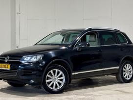 Volkswagen Touareg, 3.6 l., off-road / crossover