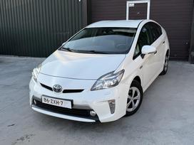 Toyota Prius, 1.8 l., Хэтчбек