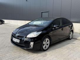 Toyota Prius, 1.8 l., hatchback