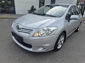 Toyota Auris, 2.0 l., hečbekas
