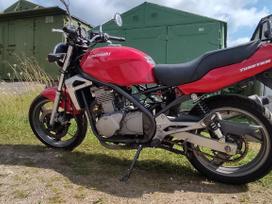 Kawasaki ER, street / classic