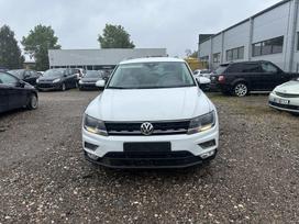 Volkswagen Tiguan, 2.0 l., Внедорожник / Кроссовер