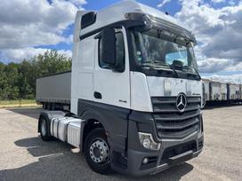 Mercedes-Benz 1845, 2 спальных места
