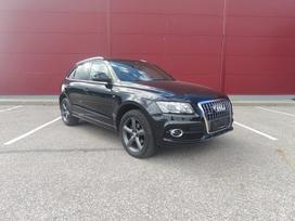 Audi Q5, 2.0 l., off-road / crossover