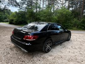 Mercedes-benz E350, sedanas
