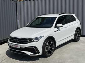 Volkswagen Tiguan, 1.5 l., Внедорожник / Кроссовер