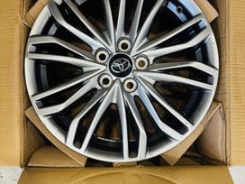Toyota C-hr ratų remonto ir priežiūros medžiagos