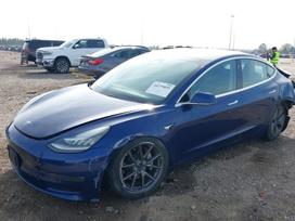 Tesla Model 3 for parts. Automobilis iš jav parduodama dalimis tesla mo