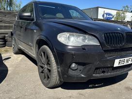 BMW X5 по частям. Detaliu pristatymas