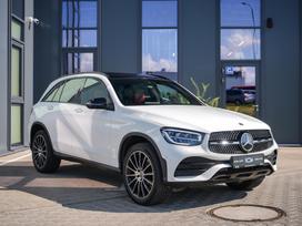 Mercedes-Benz GLC300, 2.0 l., off-road / crossover