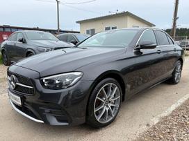 Mercedes-Benz E300, 2.0 l., saloon / sedan