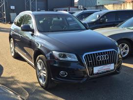 Audi Q5, 2.0 l., off-road / crossover