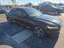 Volvo S60, 2.0 l., Седан