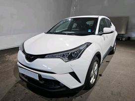 Toyota C-HR, 1.2 l., off-road / crossover