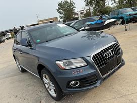 Audi Q5, 2.0 l., off-road / crossover