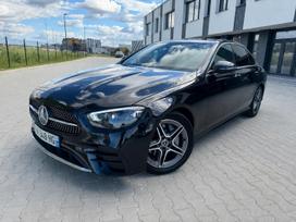 Mercedes-Benz E220, 2.0 l., saloon / sedan