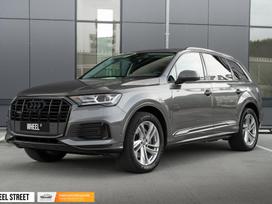 Audi Q7, 2.0 l., off-road / crossover