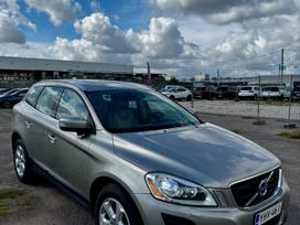 Volvo XC60, 2.4 l., off-road / crossover