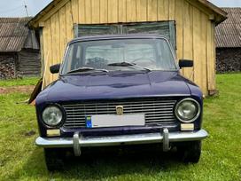 Lada 2101, 1.1 l., saloon / sedan