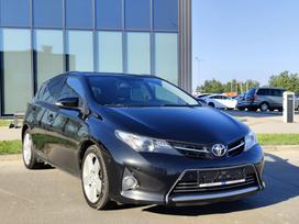 Toyota Auris, 2.0 l., hečbekas