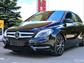 Mercedes-Benz B180, 2.0 l., Хэтчбек