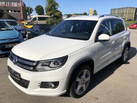 Volkswagen Tiguan, 2.0 l., Внедорожник / Кроссовер