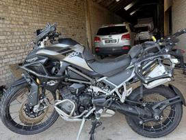 Triumph Tiger, touring / sport touring