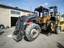 Case-IH 1056xl, traktori