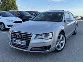 Audi A8, 4.1 l., saloon / sedan