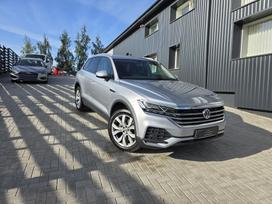 Volkswagen Touareg, 3.0 l., Внедорожник / Кроссовер