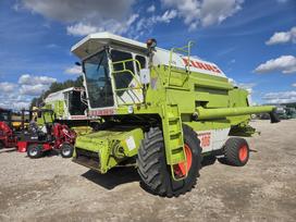 Claas 106, kombaini