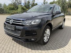 Volkswagen Touareg, 3.0 l., Внедорожник / Кроссовер
