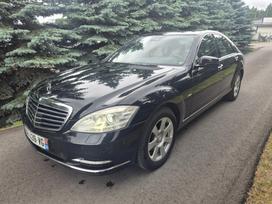 Mercedes-Benz S400, 3.5 l., saloon / sedan