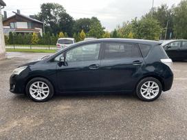Toyota Verso, 2.0 l., Минивэн