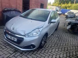 Peugeot 208 по частям