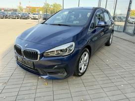 BMW 225 Active Tourer, 1.5 l., off-road / crossover