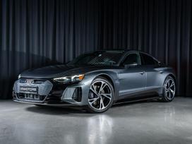 Audi e-tron GT, Седан