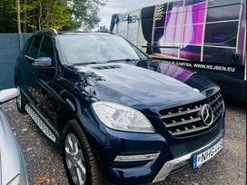 Mercedes-Benz ML350, 3.0 l., Внедорожник / Кроссовер