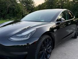 Tesla Model 3, 81 кВт·ч, Хэтчбек