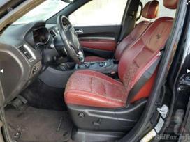 Dodge Durango dalimis. 5 automobiliai iš usa