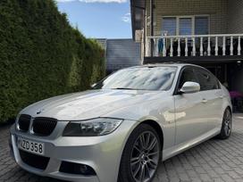 BMW 325, 3.0 l., saloon / sedan